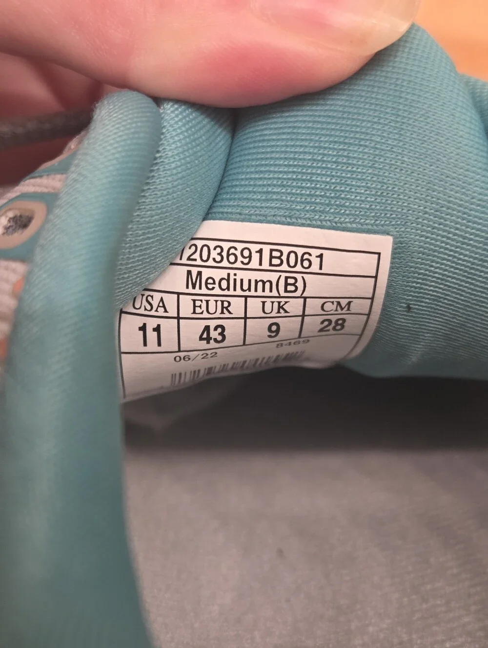 Brooks Glycerin 20 Women Size 11 B Running Shoes Sneaker Oyster/Latigo Bay/Coral